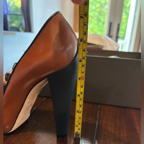 NIB Bally Whiskey Calf Heel Size 7.5 - Picture 8 of 9